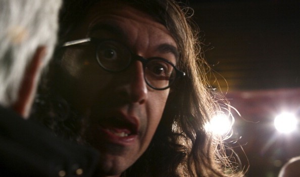 Gabriele Paolini, il disturbatore tv, arrestato per sfruttamento di prostituzione minorile: spuntano video