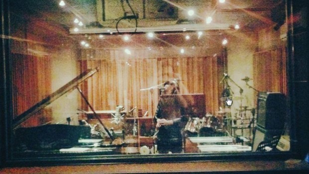 Giusy Ferreri in sala di registrazione per il nuovo album