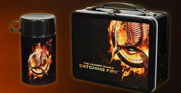 Hunger Games – La ragazza di fuoco: gadget e merchadise ufficiale del film