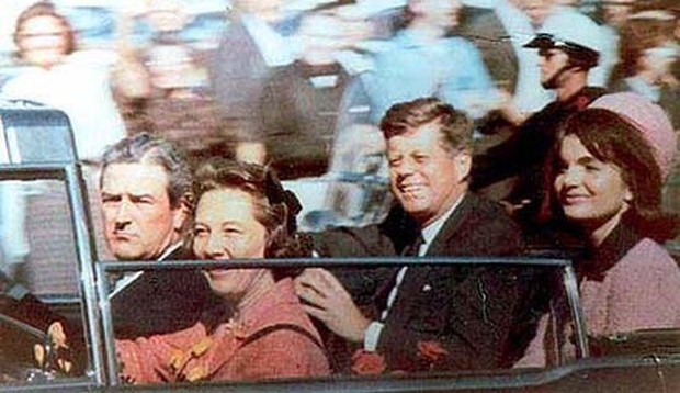 Stasera in tv, 22 novembre 2013: Serata Kennedy su Rai 3, Tale e Quale Show Speciale Sardegna, Ferrari