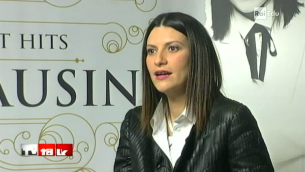 Laura Pausini a TvTalk: “Un mio show in tv? Me l’hanno proposto ma temo le critiche”