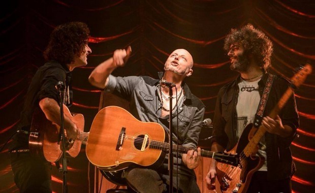 Negrita, rubati abiti di scena e basi musicali a Fiumicino