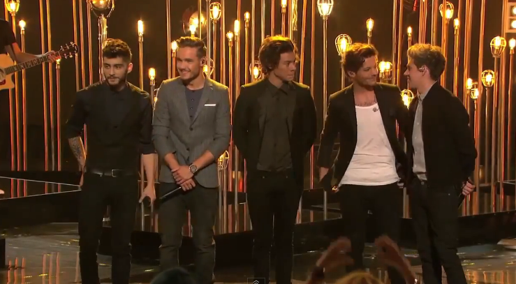 One Direction, Story of My Life a X Factor Usa 2013 (video esibizione)