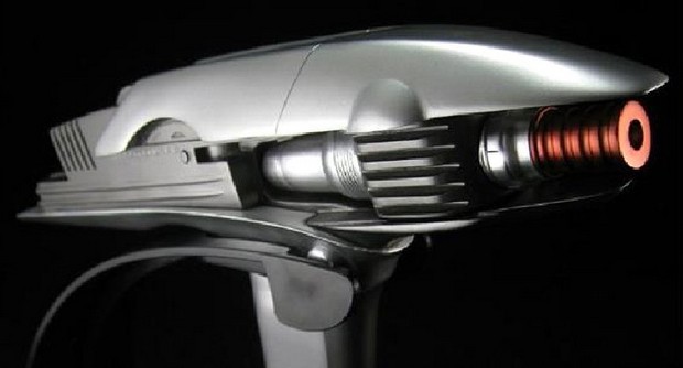 Star Trek Into Darkness – repliche del phaser e dell’astronave di Khan