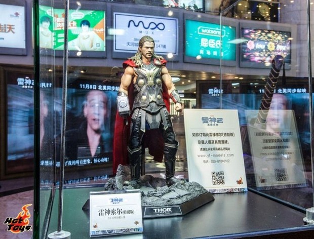Thor The Dark World – foto della mostra cinese di action figures Hot Toys