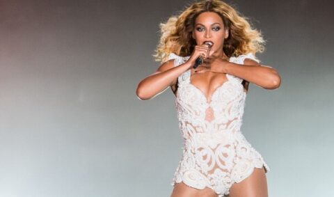 Beyoncé, il nuovo album a sorpresa e le reazioni più divertenti e curiose del web