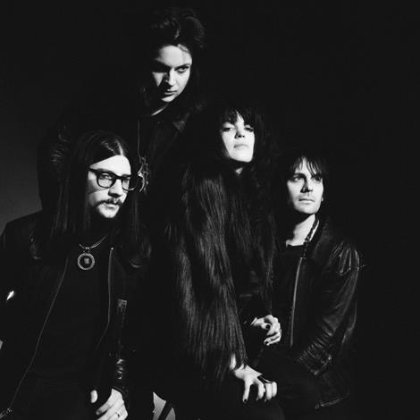 Dead Weather, Open Up (That’s Enough): testo e audio