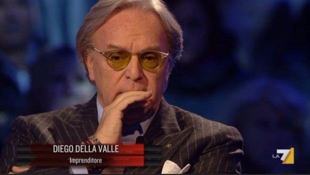 Servizio Pubblico, stasera Santoro ospita Della Valle, Civati e De Girolamo