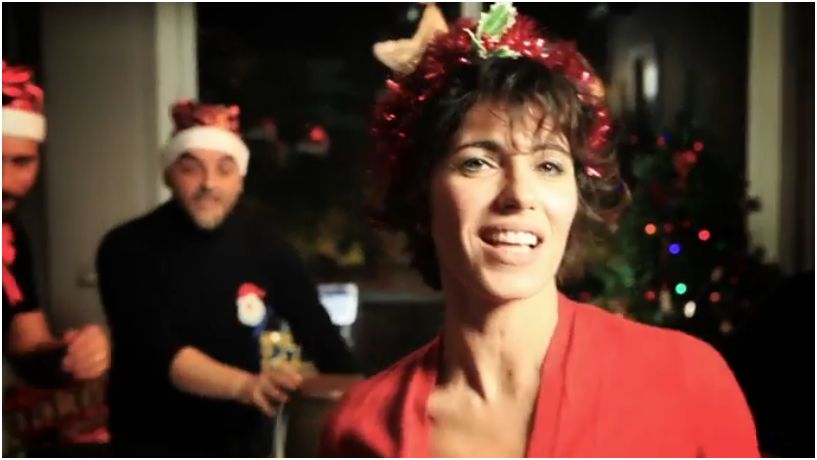 Giorgia, Jingle Bells: il video degli auguri di Natale 2013
