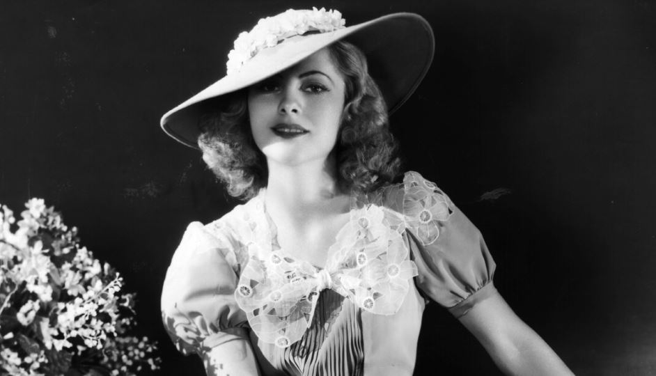 Joan Fontaine è morta: addio all’attrice premio Oscar per Il sospetto – Il ricordo di Cineblog