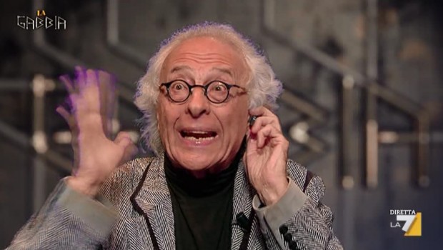 La Gabbia, Mughini ha una parola buona per tutti: “analfabeta” a Chiavegato, “disordinata mentalmente” ad Azzaro