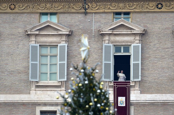 Stasera in tv, 24 dicembre 2013: Messa di Natale con Papa Francesco,  Una Poltrona per due, Concerto di Natale