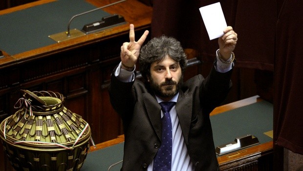 Rai, salta la trattativa per il Meeting di Comunione e Liberazione: esulta Fico