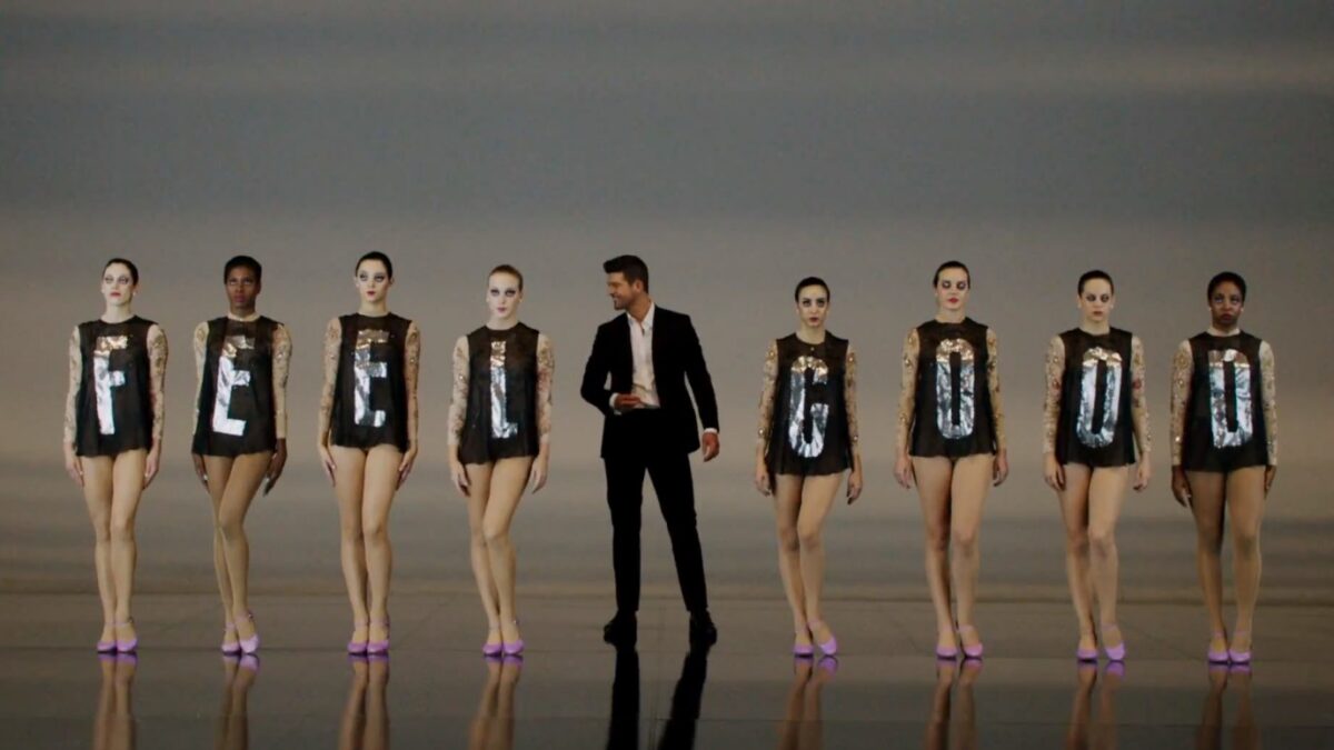 Robin Thicke, Feel Good: testo, traduzione e video