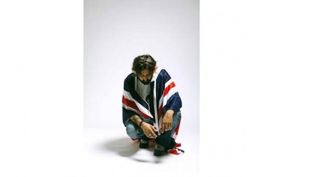 Omar Pedrini featuring The Folks, Che ci vado a fare a Londra? dal 3 gennaio 2014