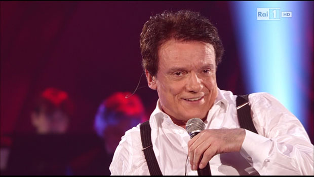 Stasera in tv, 25 gennaio 2014: ultima di Sogno e son Desto, Mengoni e Bloom a C’è Posta per te, Il Divo