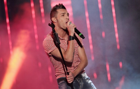 #MarcoCartaNoiCiSiamo, fan sostengono Marco Carta al lavoro sul nuovo album