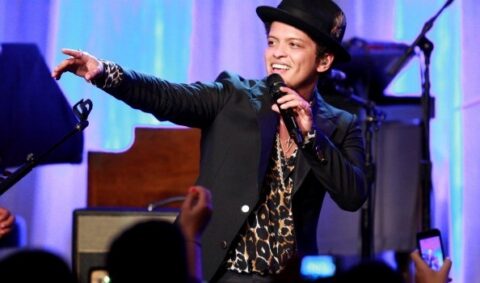 I 20 cantanti più piratati su BitTorrent nel 2013: Bruno Mars e Rihanna in testa