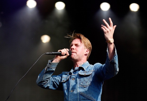 Kaiser Chiefs, Bows & Arrows: testo, traduzione e audio