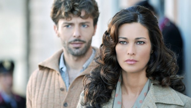 Il peccato e la vergogna 2, su Canale 5 Manuela Arcuri e Gabriel Garko ancora tra violenza ed amore