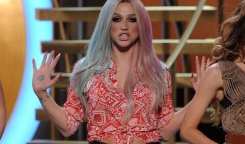 Kesha, dieci curiosità sulla cantante: da Paris Hilton a Iggy Pop