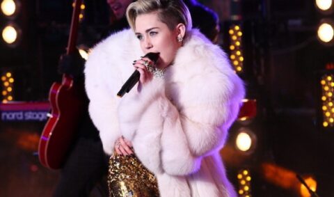 Miley Cyrus contro Beyoncé? “Io sono migliore di lei”. Ma su Twitter nega ogni cosa