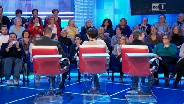 La Vita in diretta: Paola Perego testa A’ Voce, versione neomelodica di The Voice (col cantante de Il Boss delle Cerimonie)