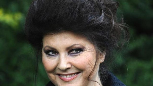 Fiction Rai, in arrivo San Francesco e La Lista di Bergoglio, prodotte da Claudia Mori