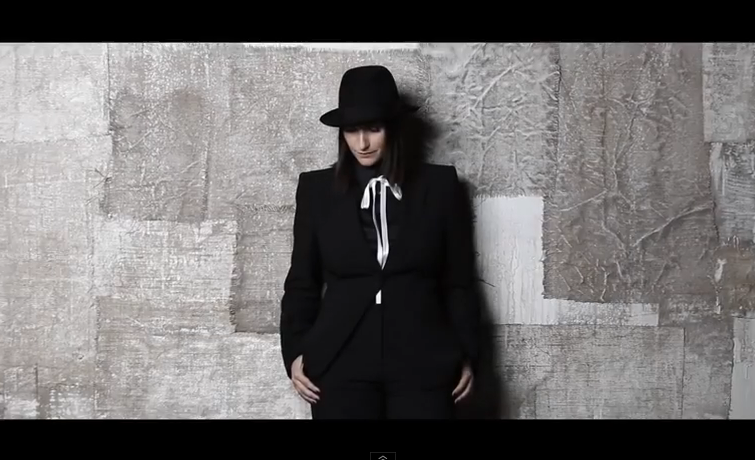 Laura Pausini, Dove resto solo io: video ufficiale e testo