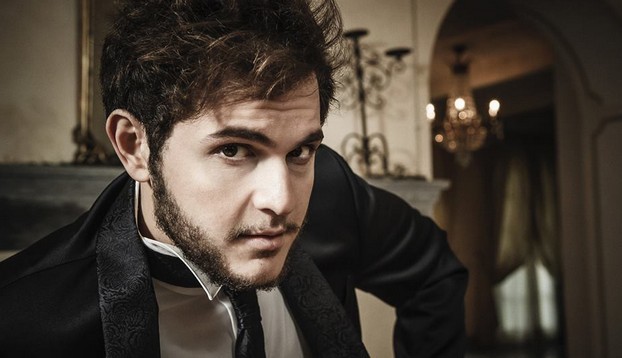 Sanremo 2014: Renzo Rubino canta Ora da Fiorello. E’ tutta una bufala? (video)