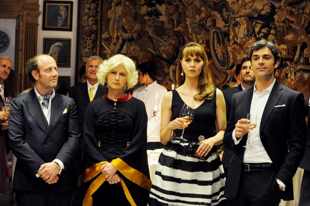 Un boss in salotto: 3 nuove clip, 3 featurette, 18 foto e un video backstage