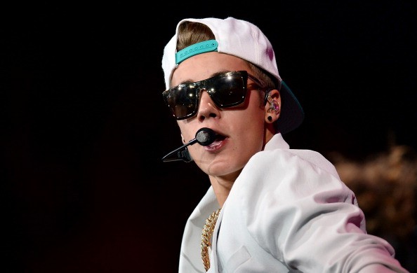 Justin Bieber, Broken: testo, traduzione e audio