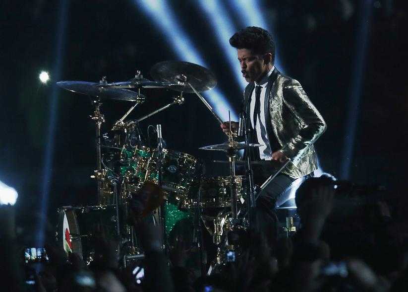 Bruno Mars non è stato pagato per l’esibizione al Super Bowl 2014: ecco perchè