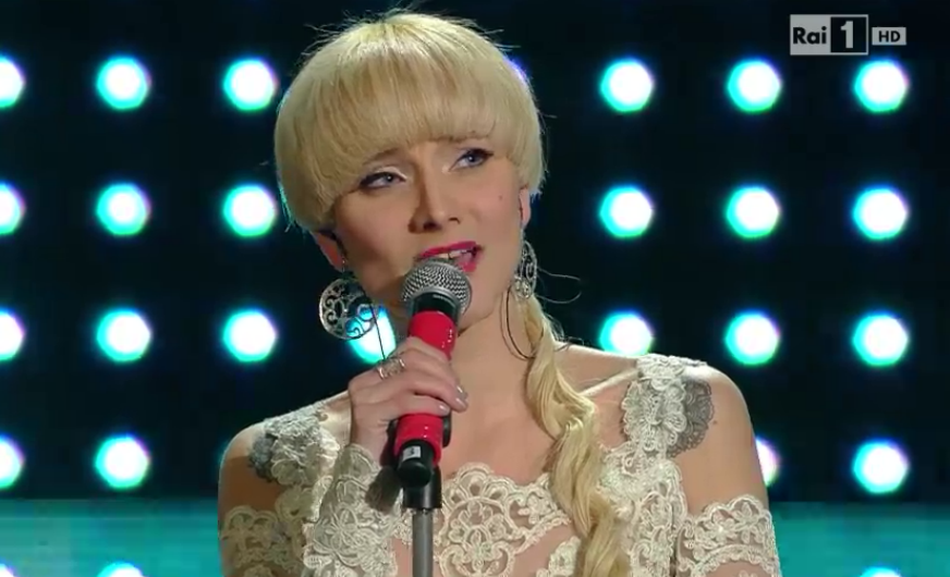 Sanremo 2014, Veronica De Simone 20 febbraio 2014 video esibizione