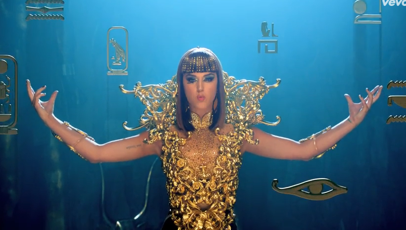 Katy Perry, Dark Horse: video ufficiale, testo e traduzione