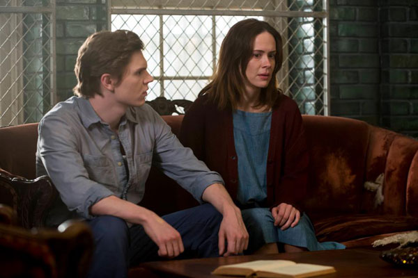 American Horror Story: Asylum, la seconda stagione da questa sera su Deejay Tv