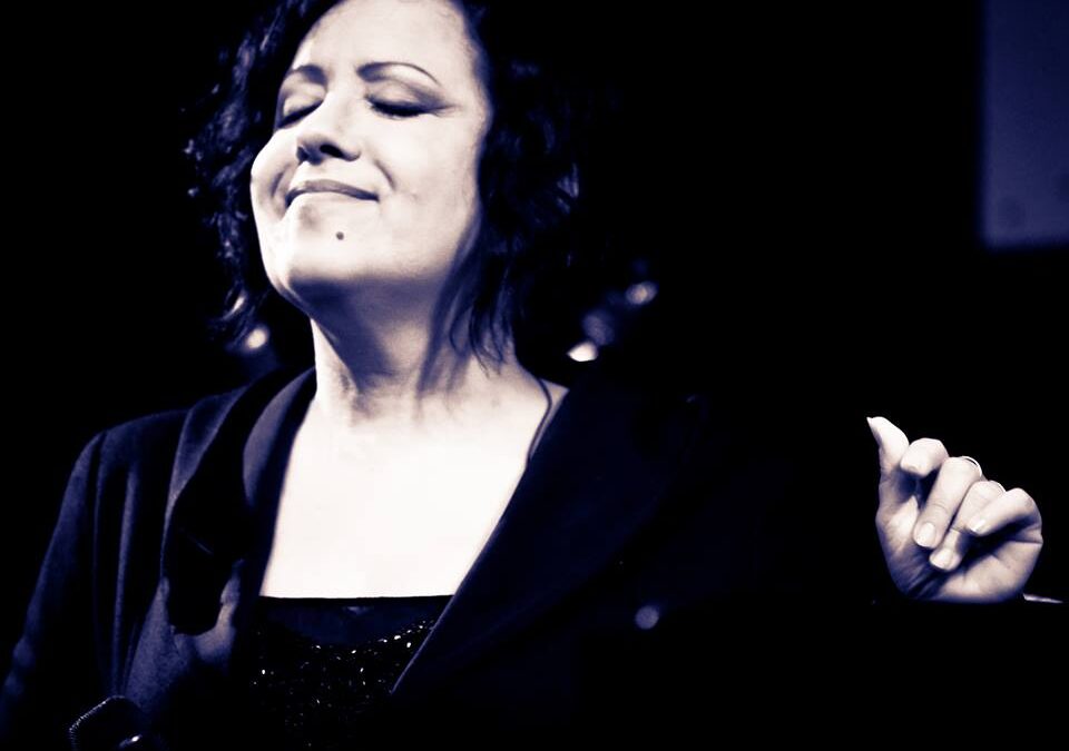 Antonella Ruggiero, Da Lontano 20 febbraio 20143 video esibizione