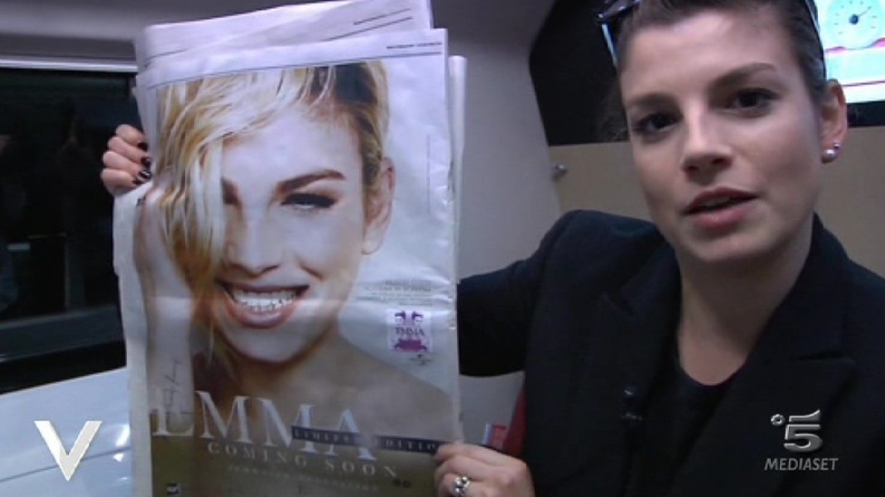 Emma Marrone annuncia il “Limited Edition tour” e su Sanremo: “I giovani continuano ad esibirsi a notte fonda”