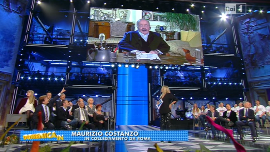Costanzo critica Sanremo: “Brutta scenografia, omesso Califano!”. Su S’è fatta notte: “In onda in punto di morte”