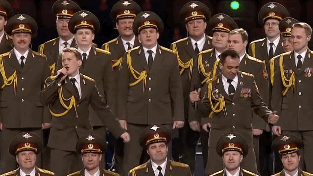 Sochi 2014, il Coro della Polizia Russa canta Get Lucky: video