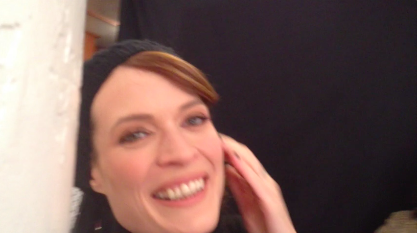 Mistero, Jane Alexander a TvBlog: “Mi diverto quando ci prendete in giro!” (video)