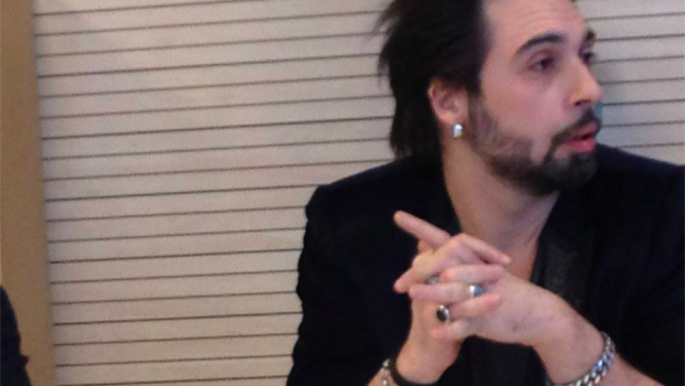 Francesco Sarcina, IO è il nuovo disco: la conferenza stampa in diretta su SoundsBlog
