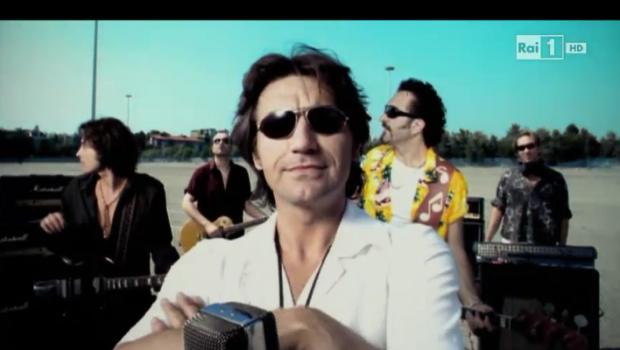 Ligabue a Sanremo 2014, canzoni ed esibizioni: video