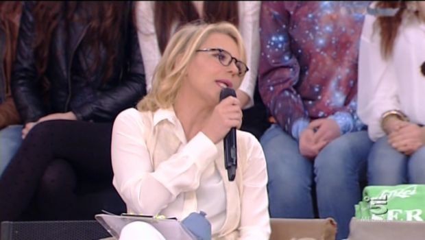 Amici 13, Maria De Filippi: “Pier Silvio Berlusconi voleva chiuderci nel 2001. Non siamo in competizione con The Voice”