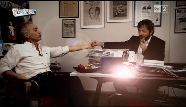 Il Musichione, 27 marzo 2014: Travaglio canta Zero con Rocco Tanica