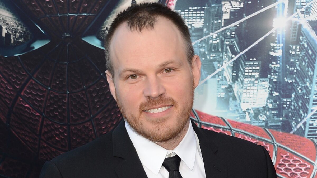 Film 2014-2015:  Marc Webb alla regia di Cold Comfort – Sundowning per M. Night Shyamalan: prime foto dal set
