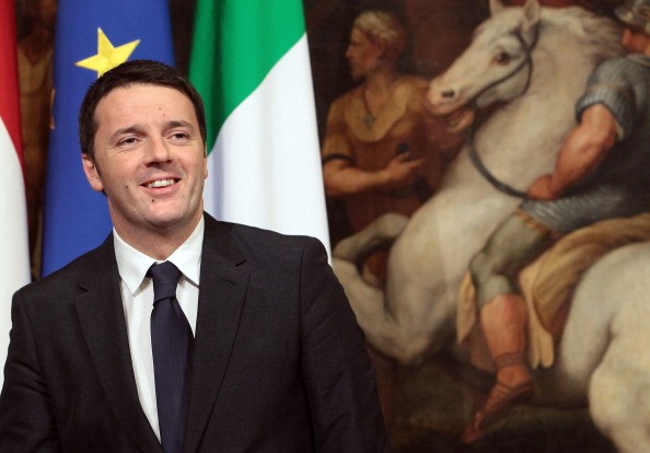 Matteo Renzi, l’inno Clap and Jump cantato dai bambini di Siracusa: testo e video