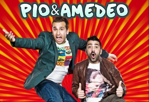 Amici come noi con Pio e Amedeo: trailer e poster del film