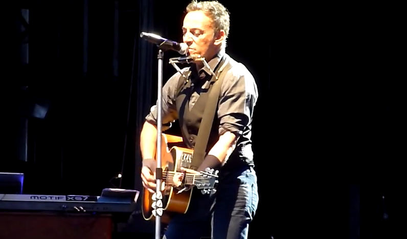 Bruce Springsteen canta Royals di Lorde (video)