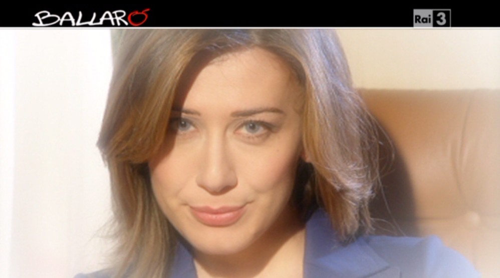 Virginia Raffaele a Ballarò del 4 marzo 2014 imita Maria Elena Boschi (VIDEO)